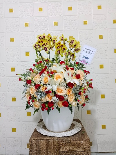 Sewa Bunga Meja Murah Di Malang